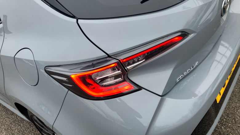 Toyota Corolla 1.8 VVT-i Hybrid Design 5dr CVT Hybrid Hatchback